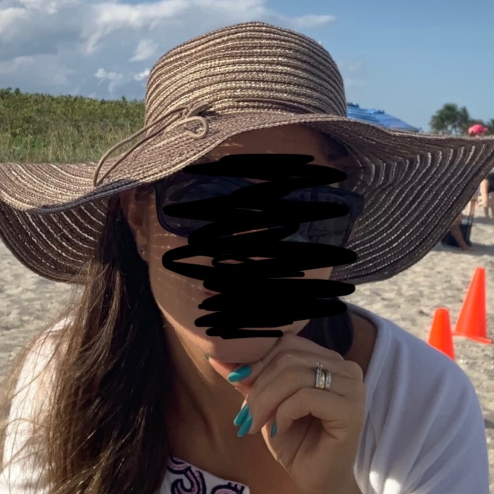 Hat - Picture 8 of 8
